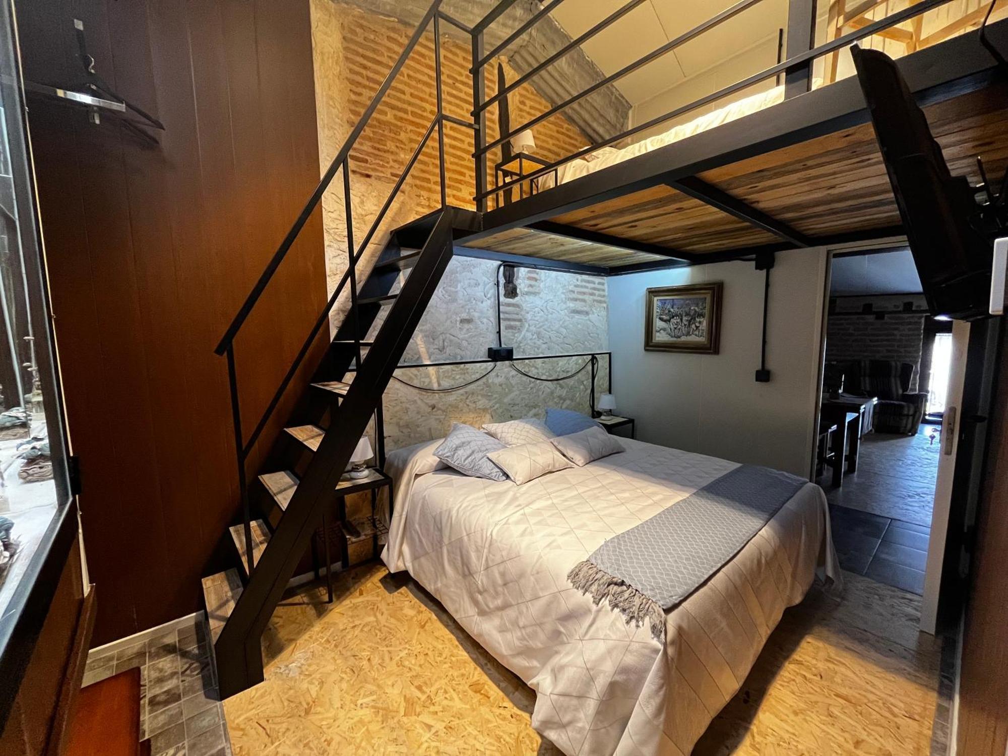 Nava del Rey Casa Ruina 게스트하우스 외부 사진